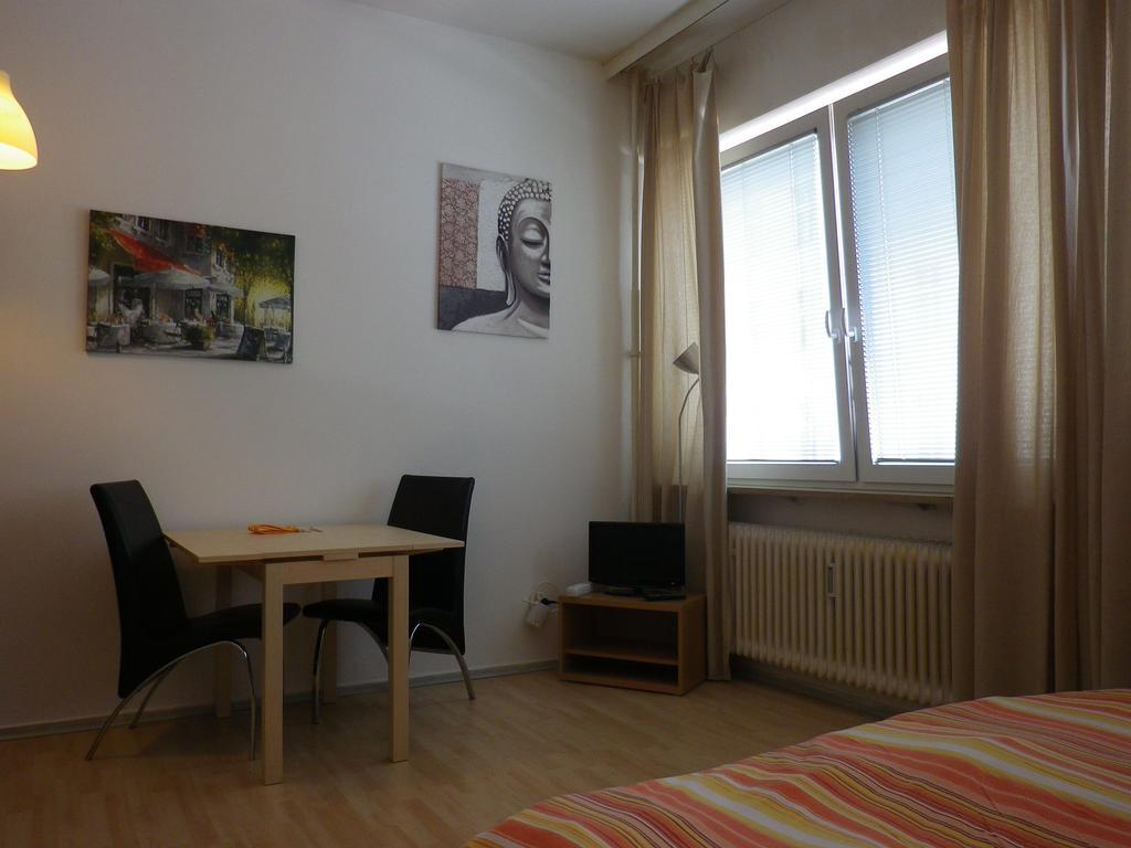 Berlin-stays Berlino