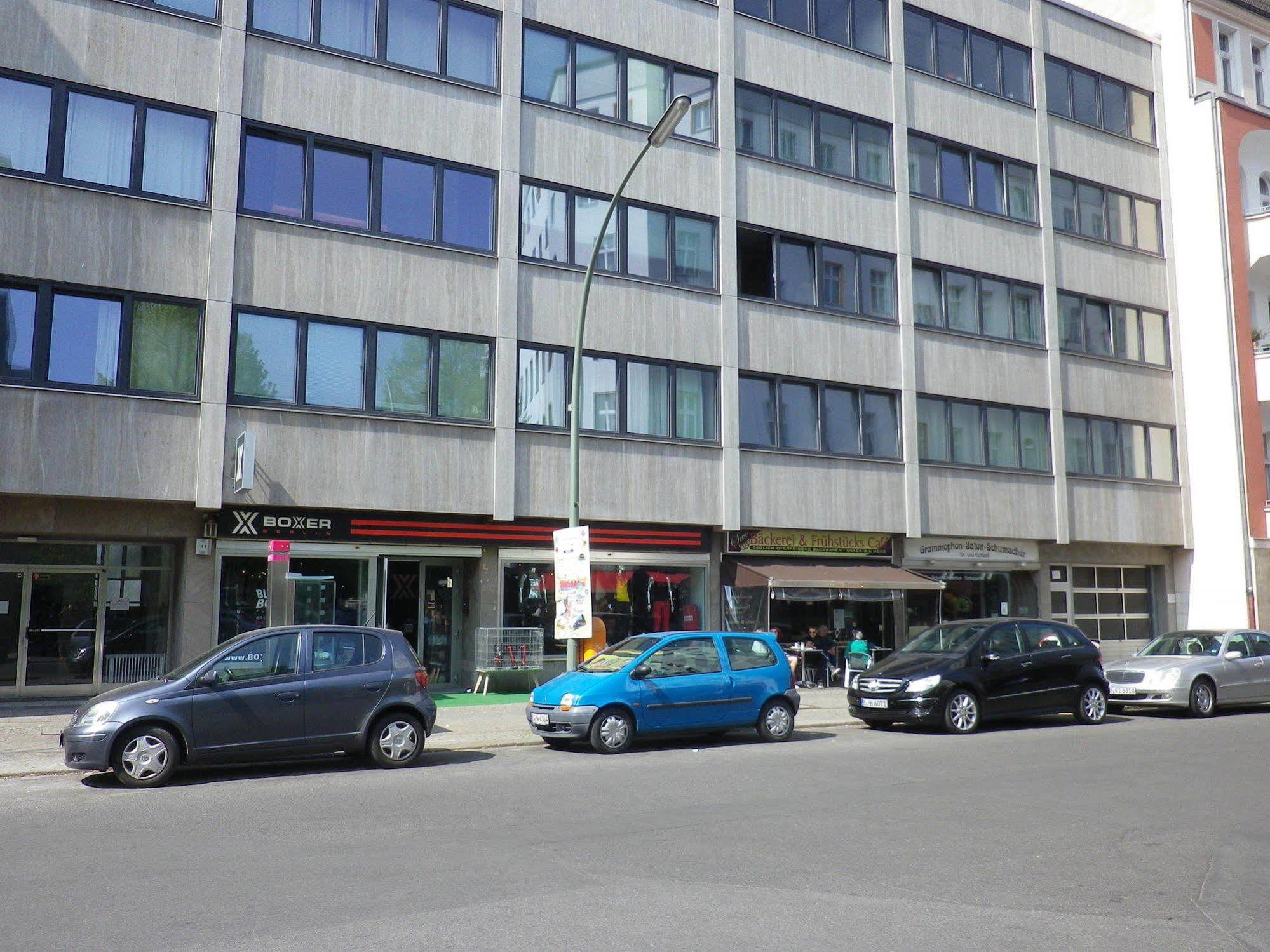 Berlin-stays * Berlino